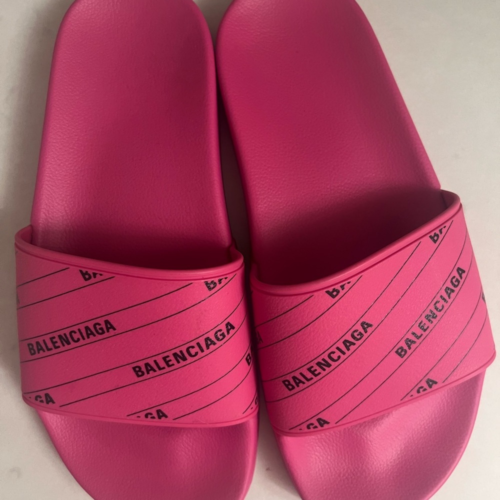 Balenciaga Vibrant Pink Logo Slides - Picture 10 of 10